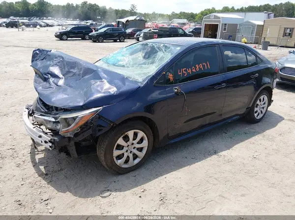JTDEPMAE7MJ136211 2021 TOYOTA COROLLA - Image 2