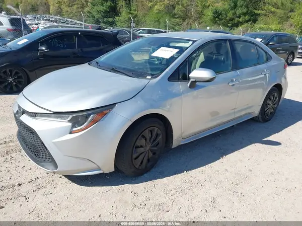 JTDEPMAE7MJ137763 2021 TOYOTA COROLLA - Image 2