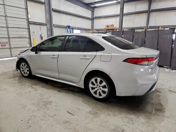 JTDEPMAE7MJ140646 2021 TOYOTA COROLLA - Image 2