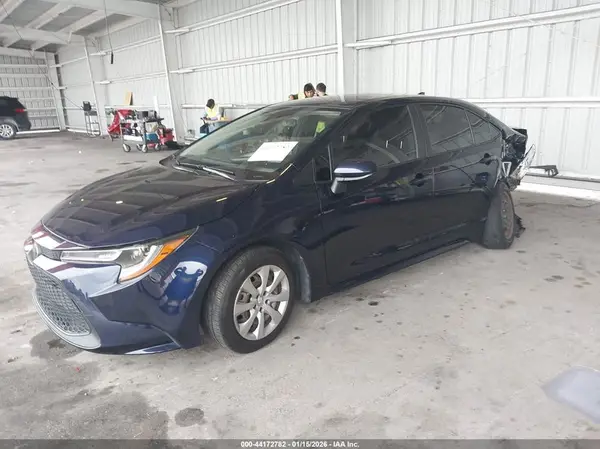 JTDEPMAE7MJ145085 2021 TOYOTA COROLLA - Image 2