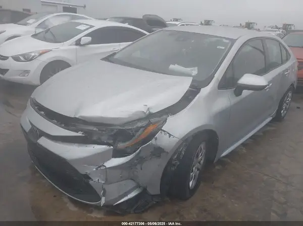 JTDEPMAE7MJ146138 2021 TOYOTA COROLLA - Image 2