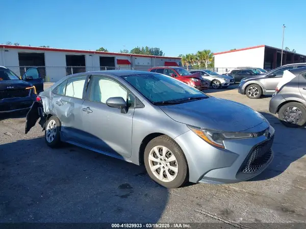 JTDEPMAE7MJ156524 2021 TOYOTA COROLLA - Image 1
