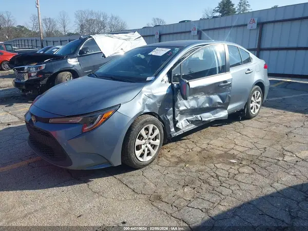 JTDEPMAE7MJ164218 2021 TOYOTA COROLLA - Image 2