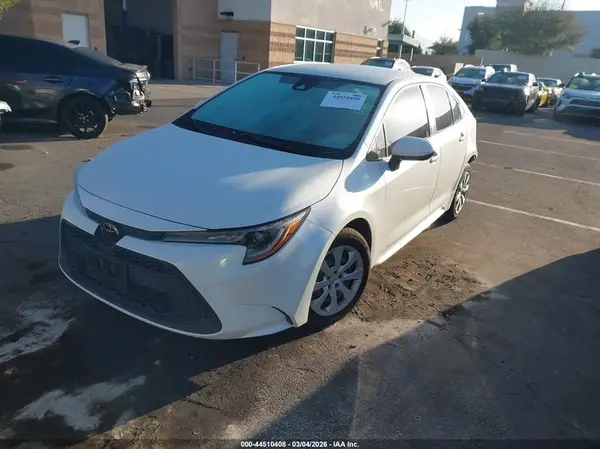 JTDEPMAE7MJ171721 2021 TOYOTA COROLLA - Image 2