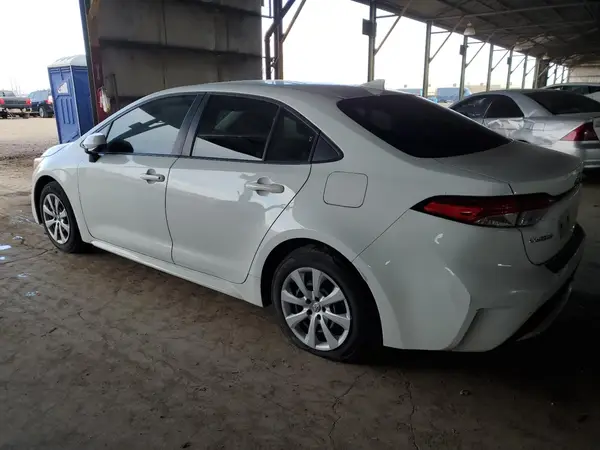 JTDEPMAE7MJ173369 2021 TOYOTA COROLLA - Image 2
