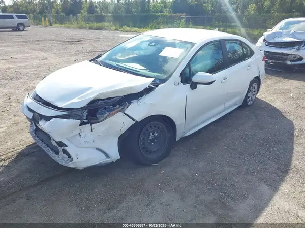 JTDEPMAE7N3016012 2022 TOYOTA COROLLA - Image 2