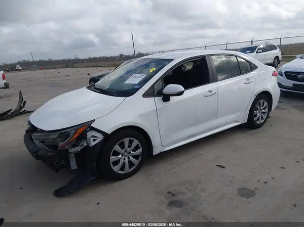 JTDEPMAE7N3016589 2022 TOYOTA COROLLA - Image 2