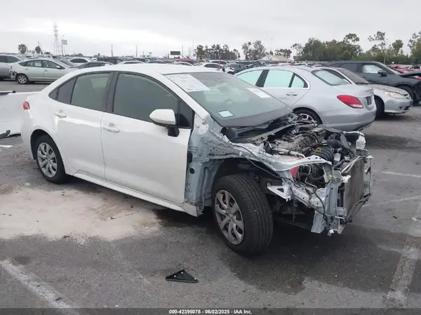 JTDEPMAE7N3020352 2022 TOYOTA COROLLA - Image 1