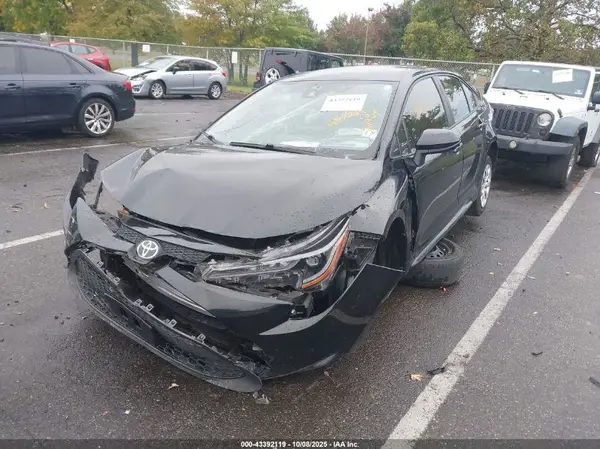 JTDEPMAE7NJ209076 2022 TOYOTA COROLLA - Image 2