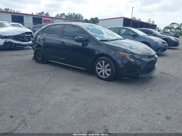 JTDEPMAE7NJ227819 2022 TOYOTA COROLLA - Image 1