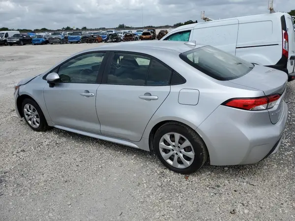 JTDEPMAE8MJ119028 2021 TOYOTA COROLLA - Image 2