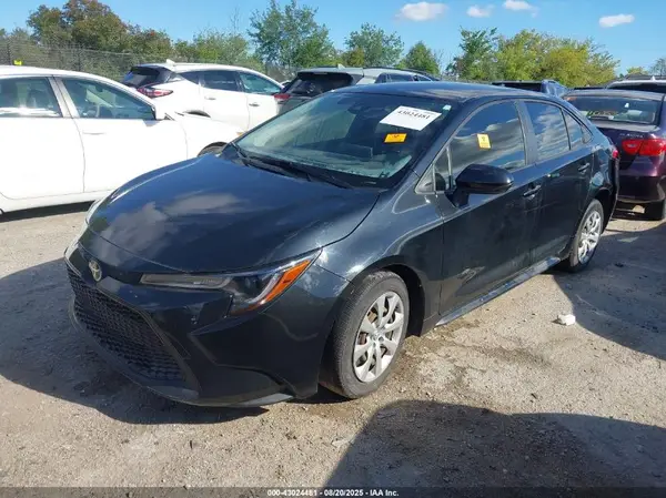 JTDEPMAE8MJ130045 2021 TOYOTA COROLLA - Image 2