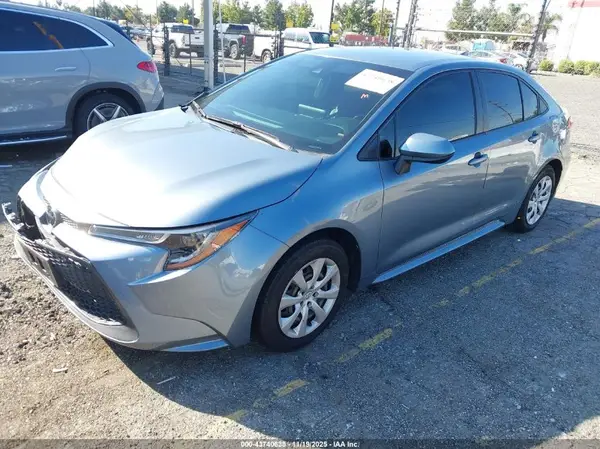 JTDEPMAE8MJ138906 2021 TOYOTA COROLLA - Image 2