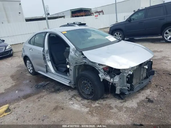 JTDEPMAE8MJ152367 2021 TOYOTA COROLLA - Image 1