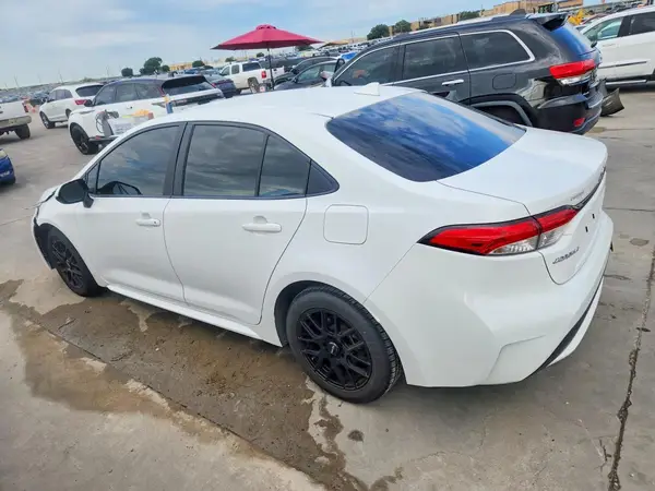 JTDEPMAE8MJ167998 2021 TOYOTA COROLLA - Image 2