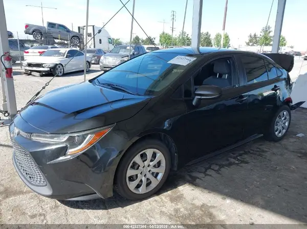 JTDEPMAE8MJ168665 2021 TOYOTA COROLLA - Image 2