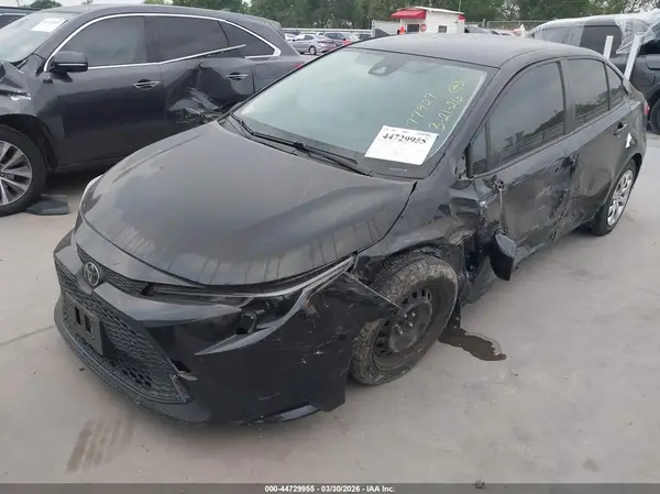 JTDEPMAE8MJ178600 2021 TOYOTA COROLLA - Image 2
