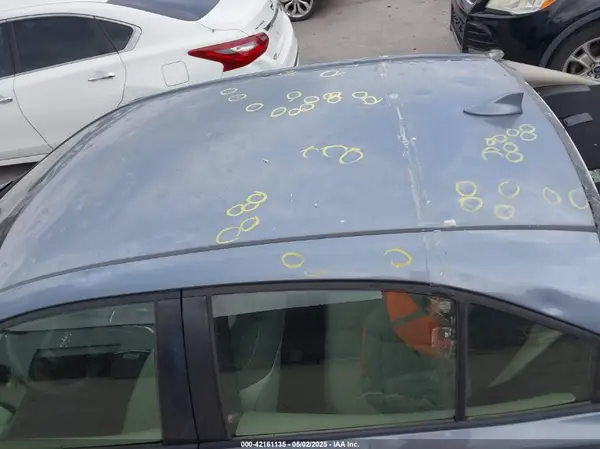 2021 TOYOTA COROLLA auction photo 6