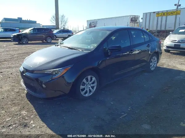 JTDEPMAE8MJ186082 2021 TOYOTA COROLLA - Image 2