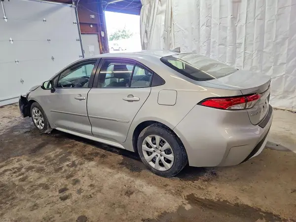 JTDEPMAE8MJ188026 2021 TOYOTA COROLLA - Image 2