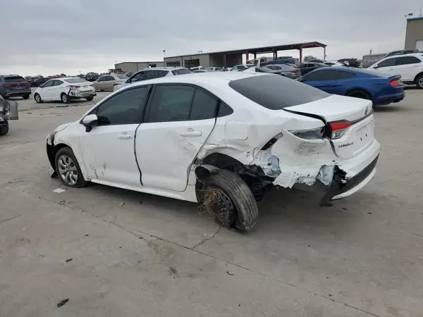 JTDEPMAE8MJ188320 2021 TOYOTA COROLLA - Image 2
