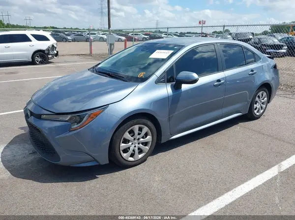 JTDEPMAE8N3015368 2022 TOYOTA COROLLA - Image 2