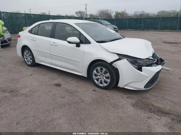 JTDEPMAE8N3024524 2022 TOYOTA COROLLA - Image 1