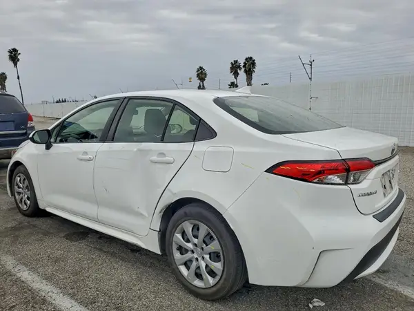 JTDEPMAE8N3031747 2022 TOYOTA COROLLA - Image 2