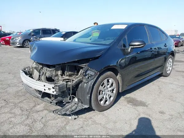 JTDEPMAE8NJ210429 2022 TOYOTA COROLLA - Image 2