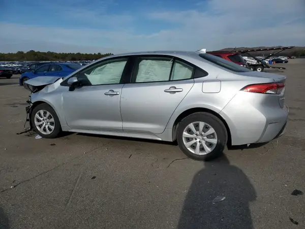 JTDEPMAE8NJ211693 2022 TOYOTA COROLLA - Image 2