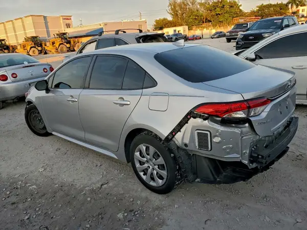 JTDEPMAE8NJ215873 2022 TOYOTA COROLLA - Image 2
