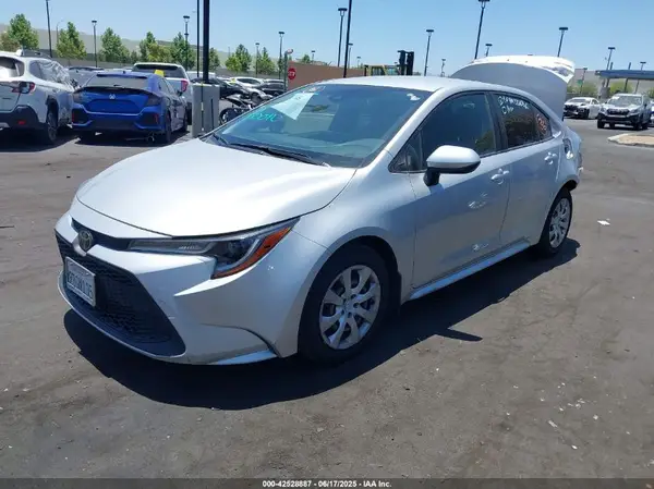 JTDEPMAE8NJ220653 2022 TOYOTA COROLLA - Image 2