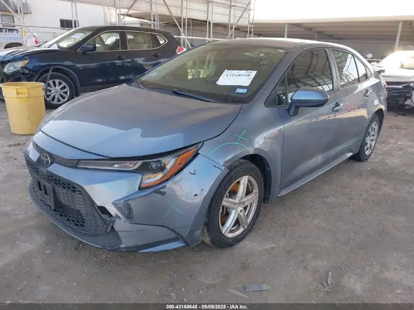 JTDEPMAE8NJ220782 2022 TOYOTA COROLLA - Image 2
