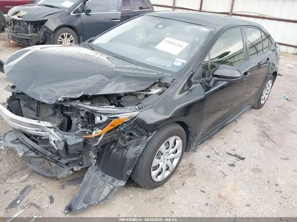JTDEPMAE8NJ227070 2022 TOYOTA COROLLA - Image 2