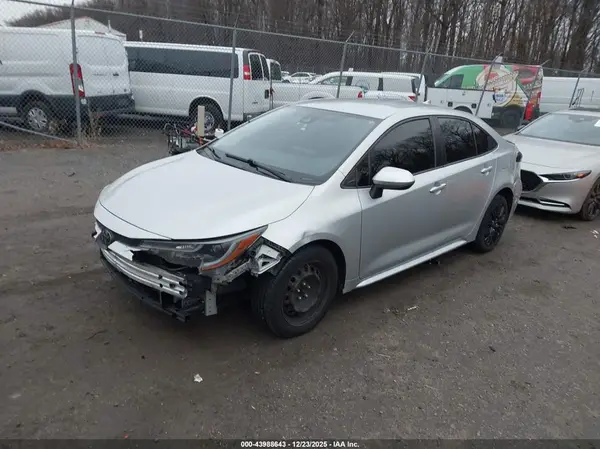 JTDEPMAE9MJ117336 2021 TOYOTA COROLLA - Image 2
