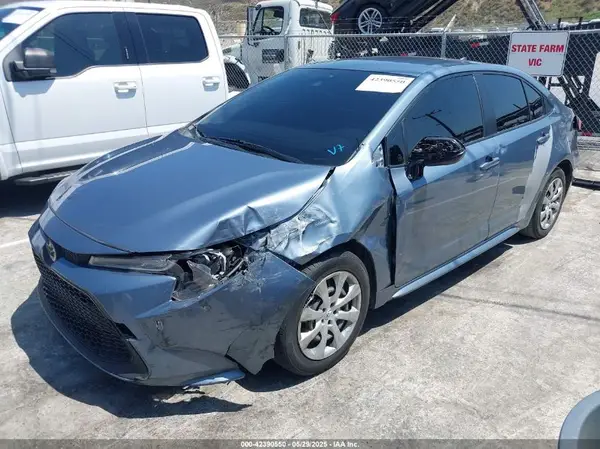 JTDEPMAE9MJ141815 2021 TOYOTA COROLLA - Image 2