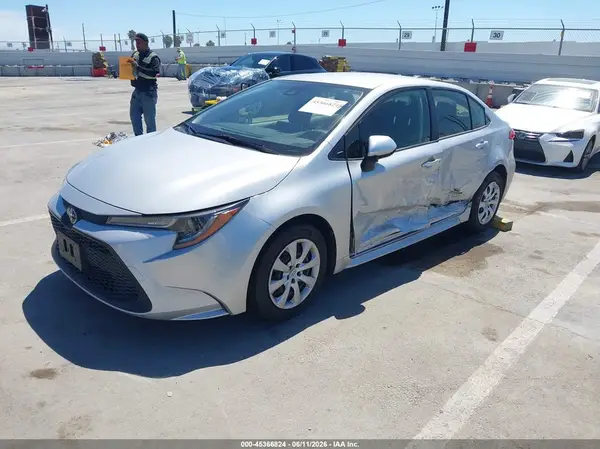 JTDEPMAE9MJ148019 2021 TOYOTA COROLLA - Image 2