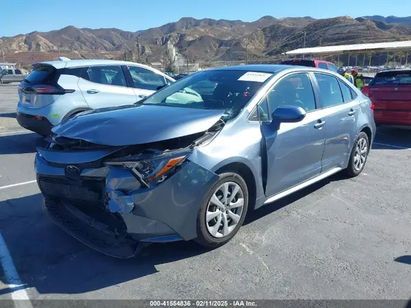 JTDEPMAE9MJ151129 2021 TOYOTA COROLLA - Image 2