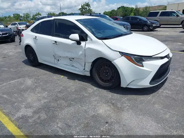 JTDEPMAE9MJ151843 2021 TOYOTA COROLLA - Image 1