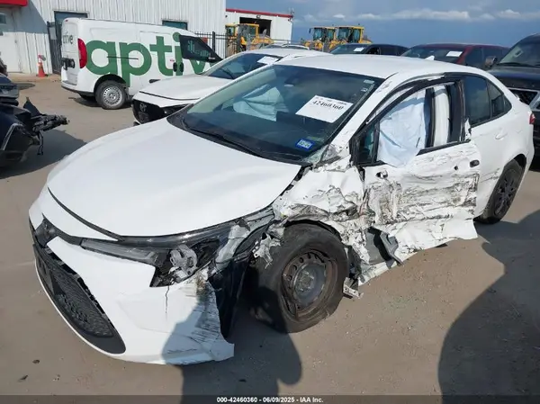 JTDEPMAE9MJ159201 2021 TOYOTA COROLLA - Image 2