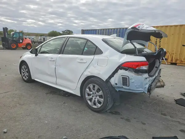 JTDEPMAE9MJ168268 2021 TOYOTA COROLLA - Image 2