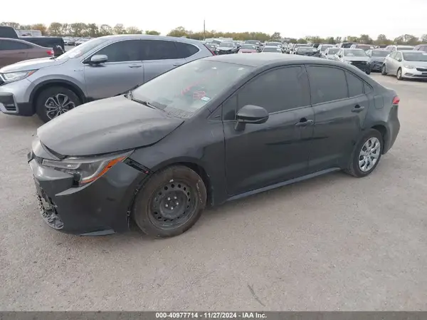 JTDEPMAE9MJ182459 2021 TOYOTA COROLLA - Image 2