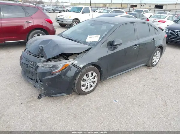 JTDEPMAE9MJ183322 2021 TOYOTA COROLLA - Image 2
