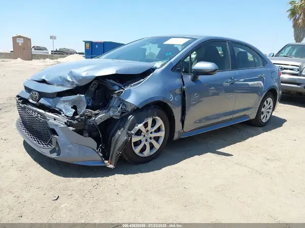 JTDEPMAE9MJ187404 2021 TOYOTA COROLLA - Image 2