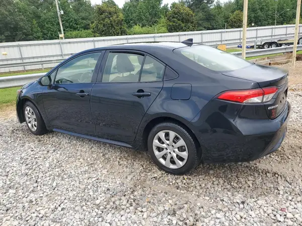 JTDEPMAE9MJ189864 2021 TOYOTA COROLLA - Image 2