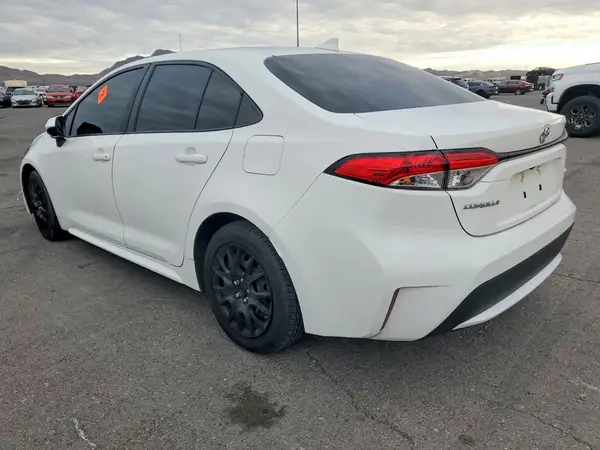 JTDEPMAE9N3006503 2022 TOYOTA COROLLA - Image 2