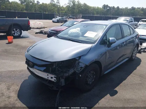 JTDEPMAE9N3018912 2022 TOYOTA COROLLA - Image 2