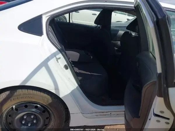 JTDEPMAE9N3020370 2022 TOYOTA COROLLA - Image 8