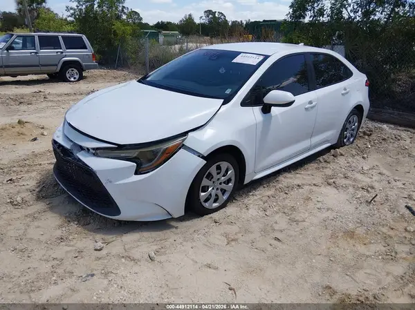 JTDEPMAE9N3023060 2022 TOYOTA COROLLA - Image 2