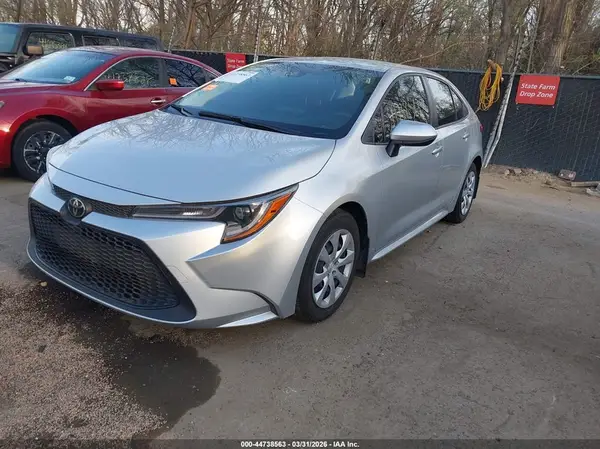 JTDEPMAE9N3023396 2022 TOYOTA COROLLA - Image 2